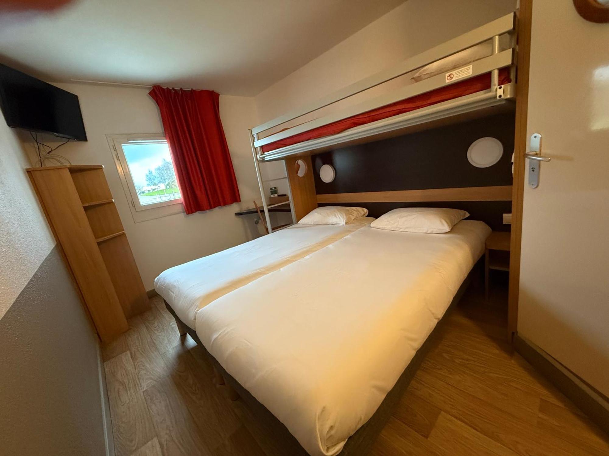 B&B Hotel Lisieux Parc Des Expositions Exterior foto